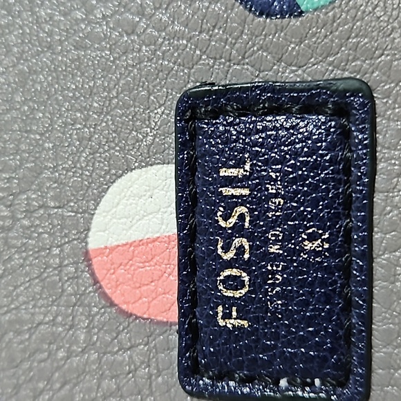 Fossil zippered wallet b67 - Picture 2 of 5